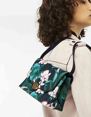 Blouse Top Shirt sweater sweatshirt dress pant trouser shorts socks sweatpants hoodie coat Jacket belt necklace bracelet earrings rings bag shoes scarf tie boxers clip pins formal suit skirt wallet