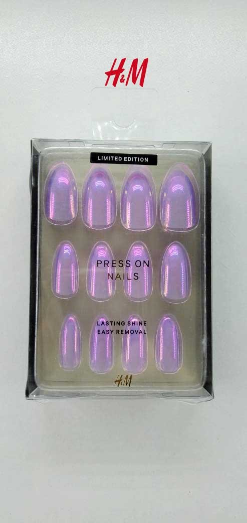 23 Blouse Top Shirt sweater sweatshirt dress pant trouser shorts socks sweatpants hoodie coat Jacket belt necklace bracelet earrings rings bag shoes scarf tie boxers clip pins formal suit skirt wallet