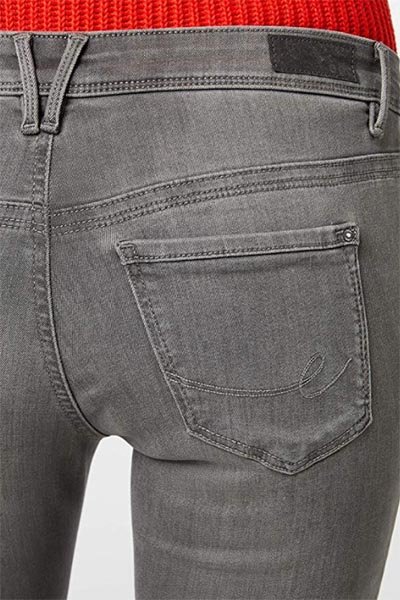 Blouse Top Shirt sweater sweatshirt dress pant trouser shorts socks sweatpants hoodie coat Jacket belt necklace bracelet earrings rings bag shoes scarf tie boxers clip pins formal suit skirt wallet