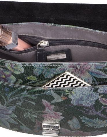 Blouse Top Shirt sweater sweatshirt dress pant trouser shorts socks sweatpants hoodie coat Jacket belt necklace bracelet earrings rings bag shoes scarf tie boxers clip pins formal suit skirt wallet