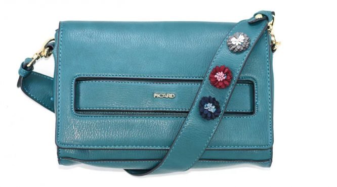 Blouse Top Shirt sweater sweatshirt dress pant trouser shorts socks sweatpants hoodie coat Jacket belt necklace bracelet earrings rings bag shoes scarf tie boxers clip pins formal suit skirt wallet