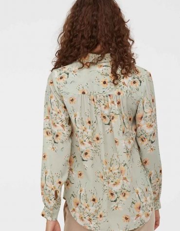 Blouse Top Shirt sweater sweatshirt dress pant trouser shorts socks sweatpants hoodie coat Jacket belt necklace bracelet earrings rings bag shoes scarf tie boxers clip pins formal suit skirt wallet