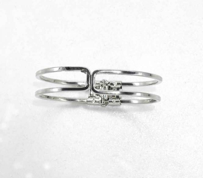 Blouse Top Shirt sweater sweatshirt dress pant trouser shorts socks sweatpants hoodie coat Jacket belt necklace bracelet earrings rings bag shoes scarf tie boxers clip pins formal suit skirt wallet