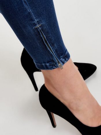 Blouse Top Shirt sweater sweatshirt dress pant trouser shorts socks sweatpants hoodie coat Jacket belt necklace bracelet earrings rings bag shoes scarf tie boxers clip pins formal suit skirt wallet