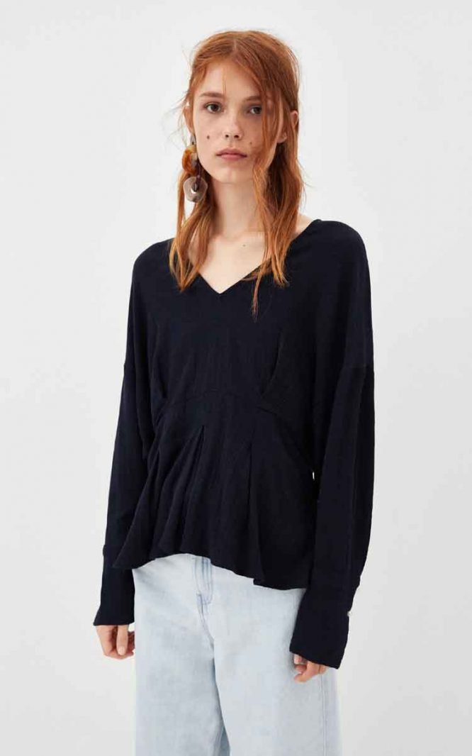 Blouse Top Shirt sweater sweatshirt dress pant trouser shorts socks sweatpants hoodie coat Jacket belt necklace bracelet earrings rings bag shoes scarf tie boxers clip pins formal suit skirt wallet