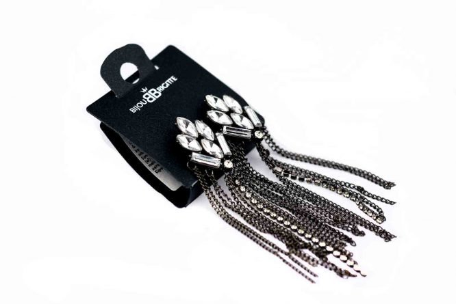 Blouse Top Shirt sweater sweatshirt dress pant trouser shorts socks sweatpants hoodie coat Jacket belt necklace bracelet earrings rings bag shoes scarf tie boxers clip pins formal suit skirt wallet