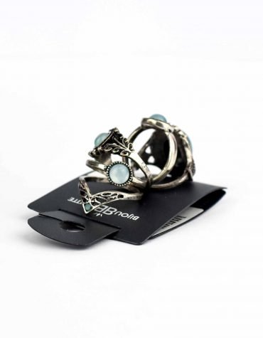 Blouse Top Shirt sweater sweatshirt dress pant trouser shorts socks sweatpants hoodie coat Jacket belt necklace bracelet earrings rings bag shoes scarf tie boxers clip pins formal suit skirt wallet