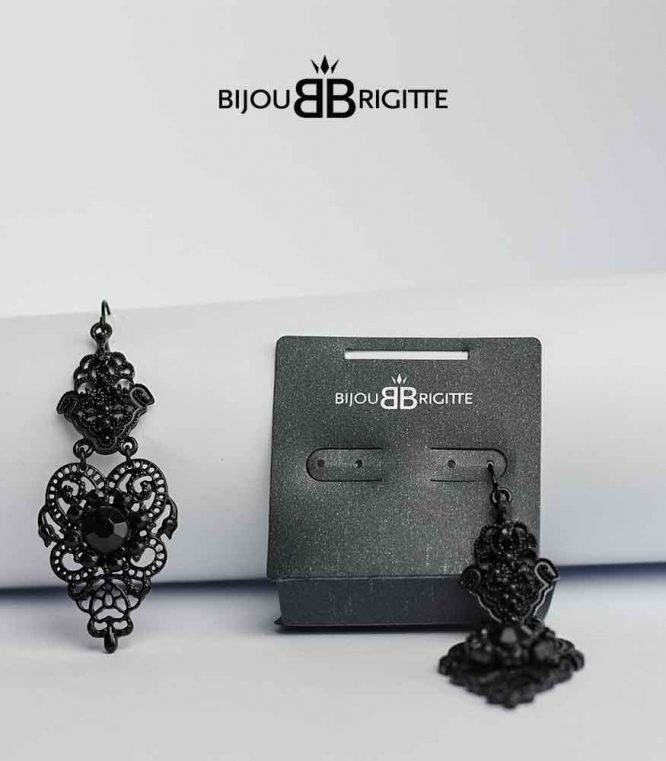 Blouse Top Shirt sweater sweatshirt dress pant trouser shorts socks sweatpants hoodie coat Jacket belt necklace bracelet earrings rings bag shoes scarf tie boxers clip pins formal suit skirt wallet