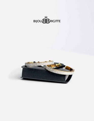 Blouse Top Shirt sweater sweatshirt dress pant trouser shorts socks sweatpants hoodie coat Jacket belt necklace bracelet earrings rings bag shoes scarf tie boxers clip pins formal suit skirt wallet