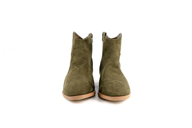 Blouse Top Shirt sweater sweatshirt dress pant trouser shorts socks sweatpants hoodie coat Jacket belt necklace bracelet earrings rings bag shoes scarf tie boxers clip pins formal suit skirt wallet