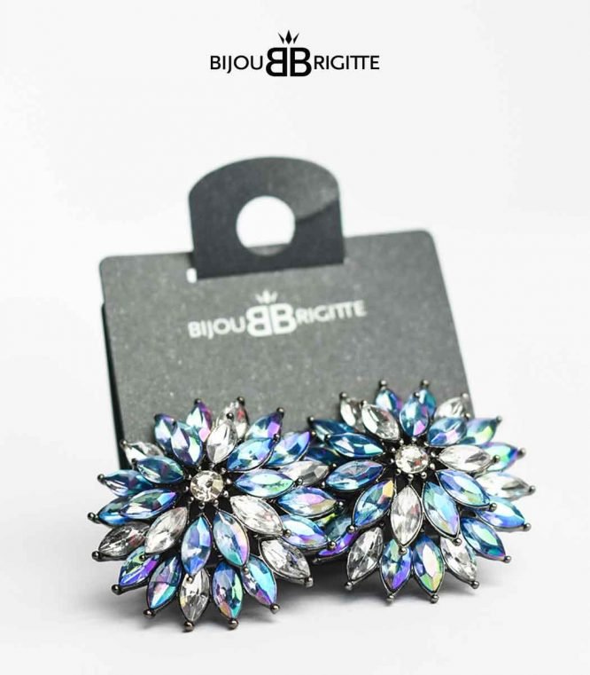 Blouse Top Shirt sweater sweatshirt dress pant trouser shorts socks sweatpants hoodie coat Jacket belt necklace bracelet earrings rings bag shoes scarf tie boxers clip pins formal suit skirt wallet