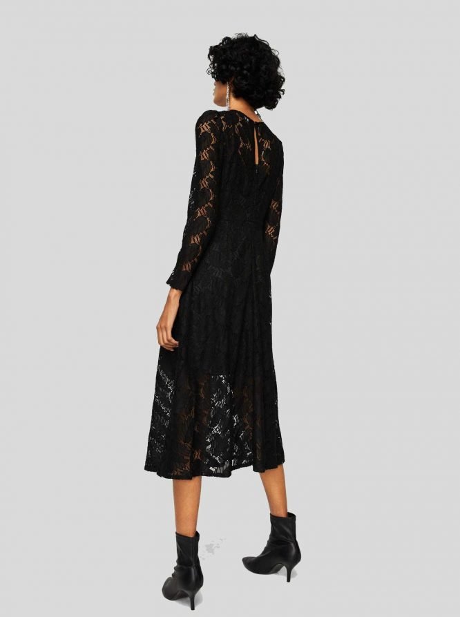 Blouse Top Shirt sweater sweatshirt dress pant trouser shorts socks sweatpants hoodie coat Jacket belt necklace bracelet earrings rings bag shoes scarf tie boxers clip pins formal suit skirt wallet