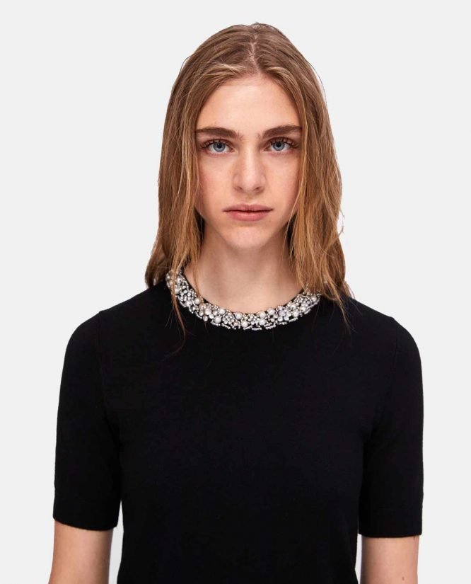 Blouse Top Shirt sweater sweatshirt dress pant trouser shorts socks sweatpants hoodie coat Jacket belt necklace bracelet earrings rings bag shoes scarf tie boxers clip pins formal suit skirt wallet