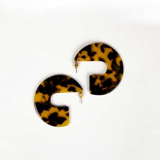 Blouse Top Shirt sweater sweatshirt dress pant trouser shorts socks sweatpants hoodie coat Jacket belt necklace bracelet earrings rings bag shoes scarf tie boxers clip pins formal suit skirt