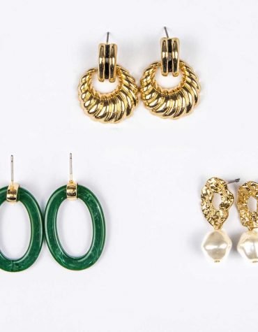 Blouse Top Shirt sweater sweatshirt dress pant trouser shorts socks sweatpants hoodie coat Jacket belt necklace bracelet earrings rings bag shoes scarf tie boxers clip pins formal suit skirt