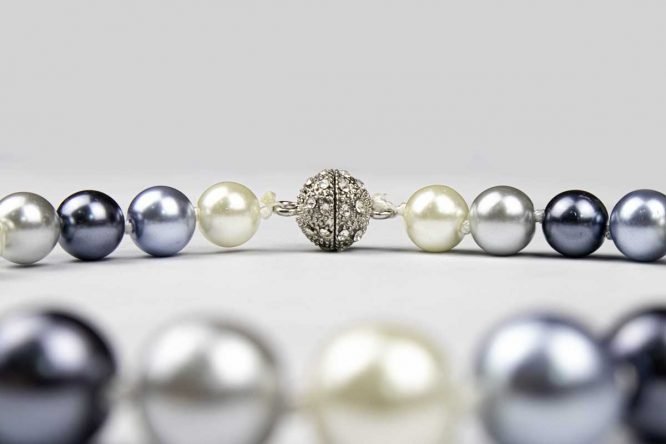 Blouse Top Shirt sweater sweatshirt dress pant trouser shorts socks sweatpants hoodie coat Jacket belt necklace bracelet earrings rings bag shoes scarf tie boxers clip pins formal suit skirt