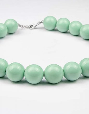 Blouse Top Shirt sweater sweatshirt dress pant trouser shorts socks sweatpants hoodie coat Jacket belt necklace bracelet earrings rings bag shoes scarf tie boxers clip pins formal suit skirt