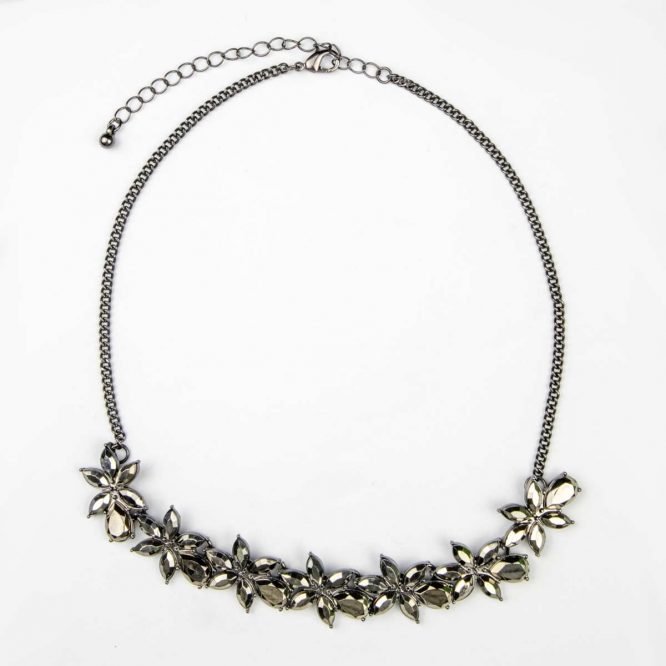 Blouse Top Shirt sweater sweatshirt dress pant trouser shorts socks sweatpants hoodie coat Jacket belt necklace bracelet earrings rings bag shoes scarf tie boxers clip pins formal suit skirt