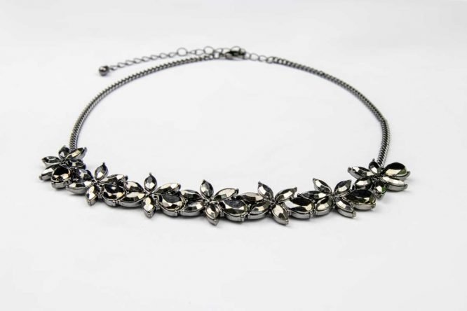 Blouse Top Shirt sweater sweatshirt dress pant trouser shorts socks sweatpants hoodie coat Jacket belt necklace bracelet earrings rings bag shoes scarf tie boxers clip pins formal suit skirt