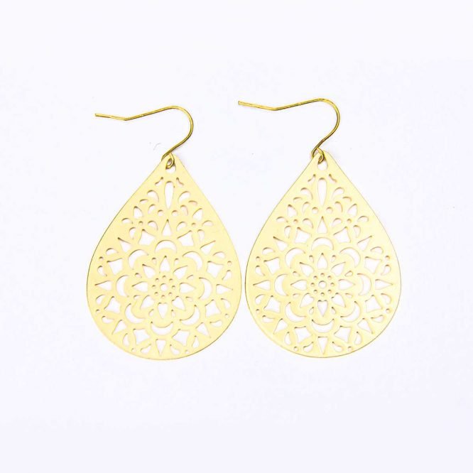 Blouse Top Shirt sweater sweatshirt dress pant trouser shorts socks sweatpants hoodie coat Jacket belt necklace bracelet earrings rings bag shoes scarf tie boxers clip pins