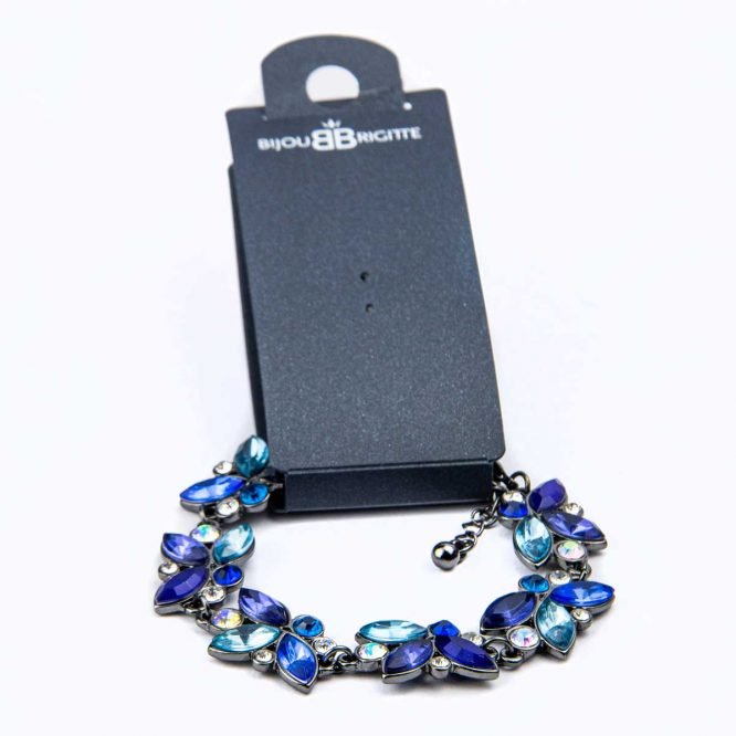 Blouse Top Shirt sweater sweatshirt dress pant trouser shorts socks sweatpants hoodie coat Jacket belt necklace bracelet earrings rings bag shoes scarf tie boxers clip pins