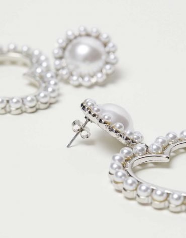 Blouse Top Shirt sweater sweatshirt dress pant trouser shorts socks sweatpants hoodie coat Jacket belt necklace bracelet earrings rings bag shoes scarf tie