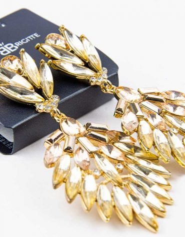 Blouse Top Shirt sweater sweatshirt dress pant trouser shorts socks sweatpants hoodie coat Jacket belt necklace bracelet earrings rings bag shoes scarf tie