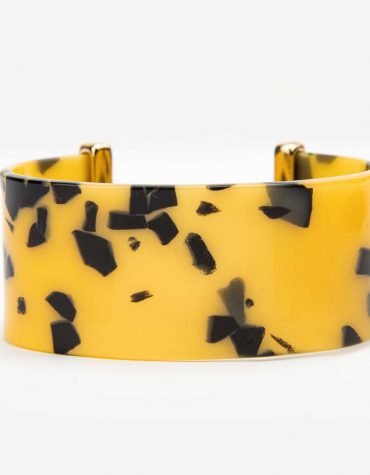 Blouse Top Shirt sweater sweatshirt dress pant trouser shorts socks sweatpants hoodie coat Jacket belt necklace bracelet earrings rings bag shoes scarf tie