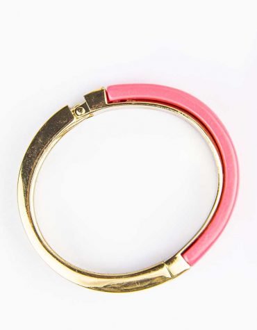 Blouse Top Shirt sweater sweatshirt dress pant trouser shorts socks sweatpants hoodie coat Jacket belt necklace bracelet earrings rings bag shoes scarf tie