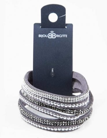 Blouse Top Shirt sweater sweatshirt dress pant trouser shorts sweatpants hoodie coat Jacket belt necklace bracelet earrings rings bag shoes