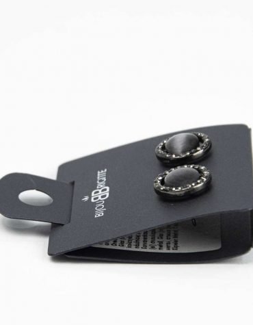 Blouse Top Shirt sweater sweatshirt dress pant trouser shorts sweatpants hoodie coat Jacket belt necklace bracelet earrings rings bag shoes