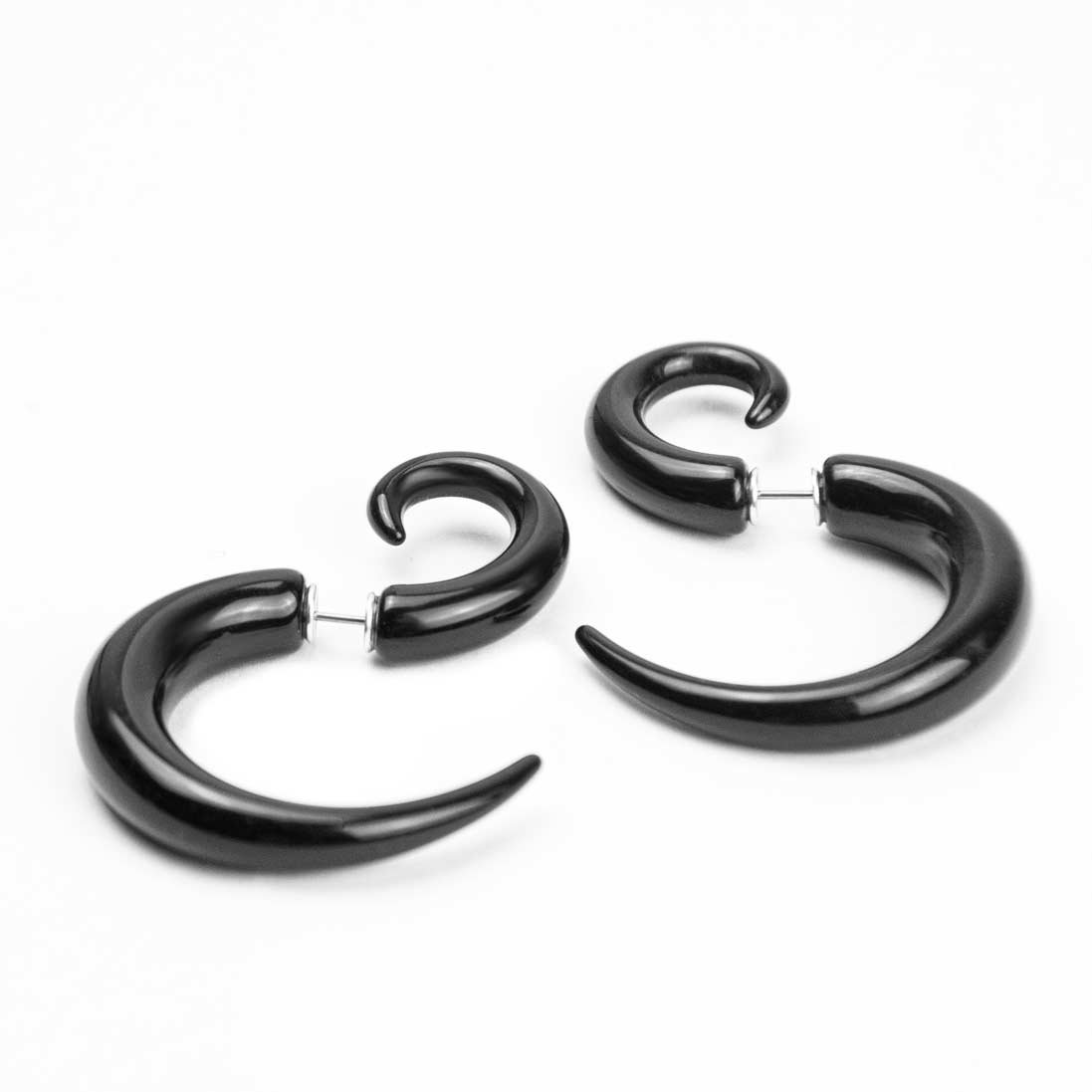 Blouse Top Shirt sweater sweatshirt dress pant trouser shorts sweatpants hoodie coat Jacket belt necklace bracelet earrings rings bag shoes