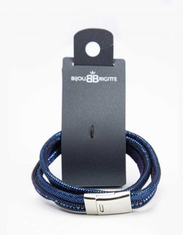 Blouse Top Shirt sweater sweatshirt dress pant trouser shorts sweatpants hoodie coat Jacket belt necklace bracelet earrings rings bag shoes