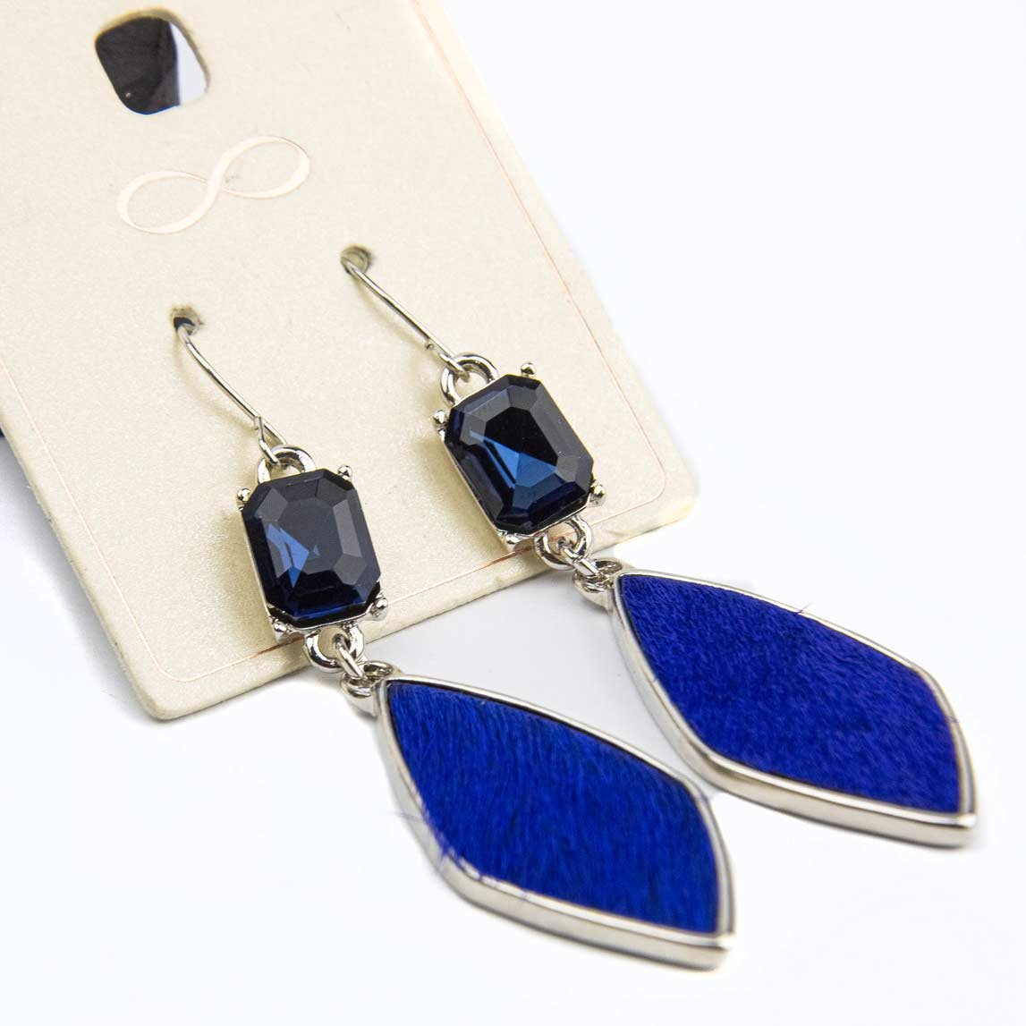 Blouse Top Shirt sweater sweatshirt dress pant trouser shorts sweatpants hoodie coat Jacket belt necklace bracelet earrings rings bag shoes