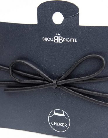 Blouse Top Shirt sweater sweatshirt dress pant trouser shorts sweatpants hoodie coat Jacket belt necklace bracelet earrings rings bag shoes