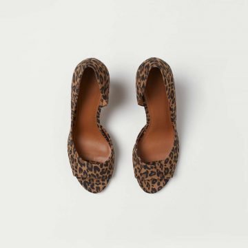 Blouse Top Shirt sweater sweatshirt dress pant trouser shorts sweatpants hoodie coat Jacket belt necklace bracelet earrings rings bag shoes