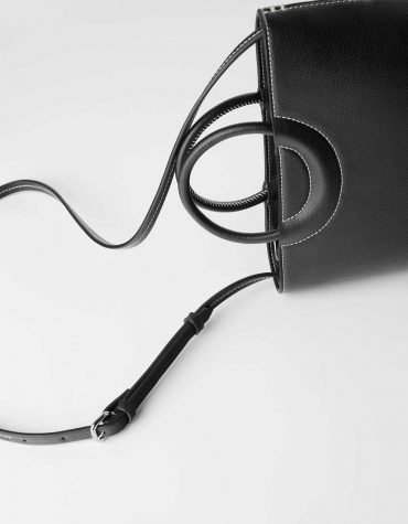 Blouse Top Shirt sweater sweatshirt dress pant trouser shorts sweatpants hoodie coat Jacket belt necklace bracelet earrings rings bag