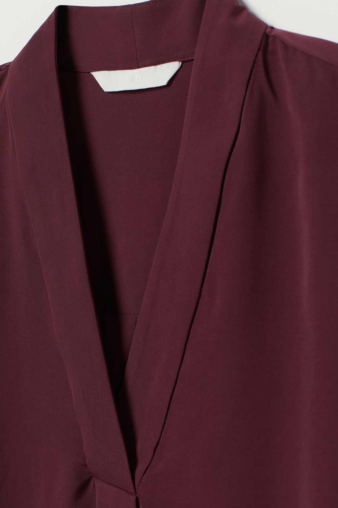 Blouse Top Shirt sweater sweatshirt dress pant trouser shorts sweatpants hoodie coat Jacket belt necklace bracelet earrings rings bag