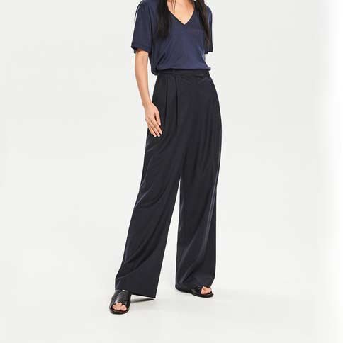 Blouse Top Shirt sweater sweatshirt dress pant trouser shorts sweatpants hoodie coat Jacket belt necklace bracelet earrings rings