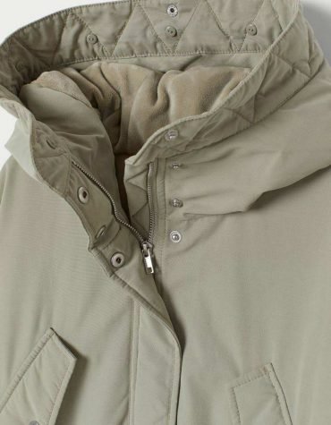 Blouse Top Shirt sweater sweatshirt dress pant trouser shorts sweatpants hoodie coat Jacket belt necklace bracelet earrings rings