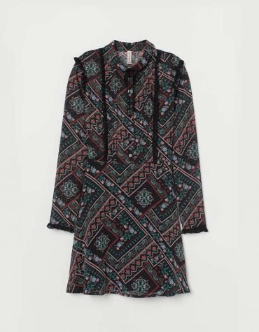 Blouse Top Shirt sweater sweatshirt dress pant trouser shorts sweatpants hoodie coat Jacket belt necklace bracelet earrings rings