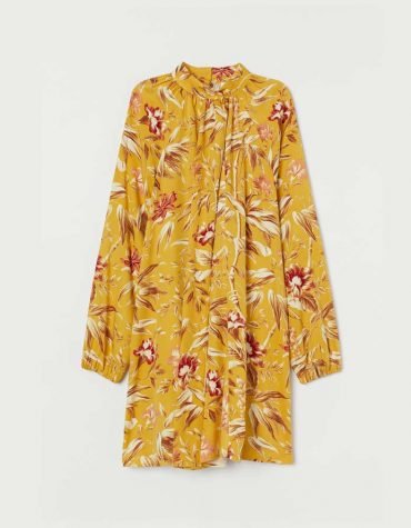 Blouse Top Shirt sweater sweatshirt dress pant trouser shorts sweatpants hoodie coat Jacket belt necklace bracelet earrings rings