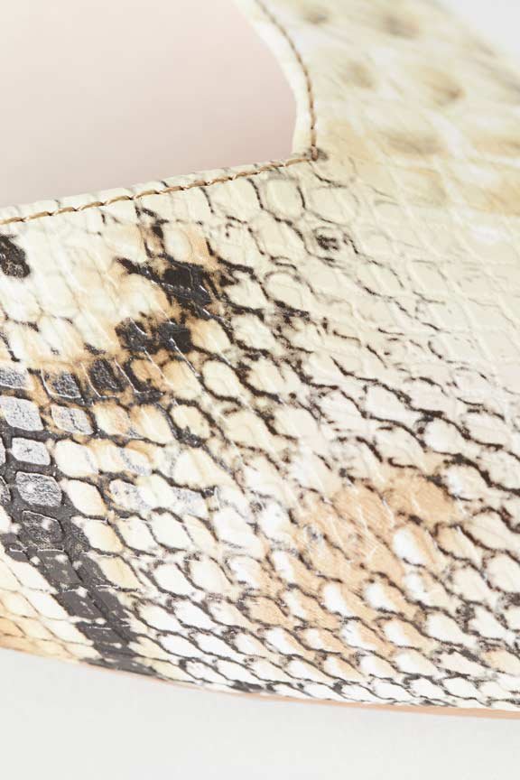 Blouse Top Shirt sweater sweatshirt dress pant trouser shorts sweatpants hoodie coat Jacket belt necklace bracelet earrings rings bag shoes