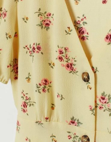 Blouse Top Shirt sweater sweatshirt dress pant trouser shorts sweatpants hoodie coat Jacket belt necklace bracelet earrings rings