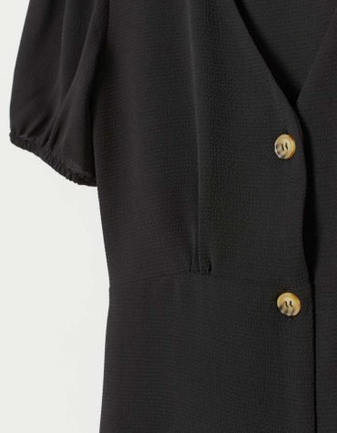 Blouse Top Shirt sweater sweatshirt dress pant trouser shorts sweatpants hoodie coat Jacket belt necklace bracelet earrings rings